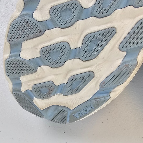 Womens 8.5 US Running Shoe Pastel Blue Purple Mesh Breathable Nonslip Comfort - Picture 13 of 16